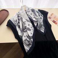 Scarf Luxury Hijab Bandana Handkerchief Silk Scarves Woman Headscarf Square Shawl Wraps Neckerchief Turban Headband Gift 70x70cm(1-3cm)