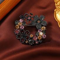 Women Exquisite Flower Garland Crystal Brooches Accessories Luxury Rhinestone Shiny Badges Jewelry For Lady Party Wedding