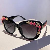 Luxury Brand Designer Oversized Cat Eye Flower Sunglasses Women Vintage Fashion Sun Glasses Trendy Punk Big Frame Pink Shades