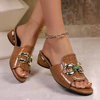 Luxury Sandals Women Slippers Fashion Designers Sandals Vacation Beach Shoes Color Matching Letter Ladies Low Heel Slippers 36
