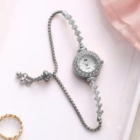 Women'S Full Diamond Bracelet Watch Niche Light Luxury Pull Rope Jewelry Watch Women'S Quartz Watch