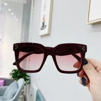 Brand Square Sunglasses 2025 Women Fashion Trends Luxury Designer Cat Eye Oversized Sunglasses Female Gradient Eyewear Oculos