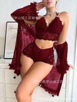 Sex perspective underwear set suspender French thin pajamas personalized women's pajamas lace spring and summer three-piece set S bordinė