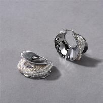 Light Luxury Heavy Industry Silver Texture Circle Pearl Earrings Ear Buckles Niche Design Sense Exaggerated Personality Earrings Women