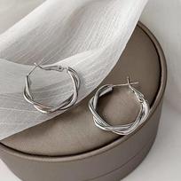 1 Pair Luxury Metal Round Circle Hoop Earrings, Simple & Elegant Design For Women Everyday Wear one-size