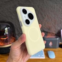 Case For Huawei Pura 80 70 Pro Plus Soft Magnetic Liquid Silicone Built in Flocking Phone Cover For Pura 70 80Ultra Shell Bumper Huawei Pura 80 Pro geltona