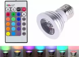 E27 RGB lemputė su pulteliu