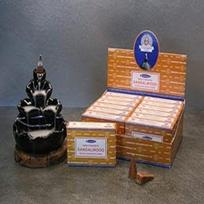 „Satya Nag Champa“ sandalmedžio smilkalų kūgiai, skirti kvapniam kriokliui „Aromatinis įleidžiamas dūmų fontanas“, „Haze Falls“ ir „Mat“ rinkinys – 12 vnt.