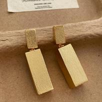 Hip Hop Rock Metallic Square-shaped Three-dimensional Long Dangle Earrings for Women Real Gold Silver Plated Copper Alloy brown