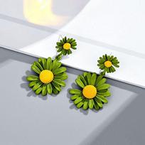 S925 sidabrinė adata GD Quan Zhilong mažos ramunėlės moteriški auskarai madingi universalūs gėlės paprasti asmenybės temperamento auskarai