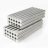 100 vnt. Mini stiprūs magnetai 8 × 1 mm Maži stiprūs magnetai lentai, Ypač stiprūs mini apvalūs magnetai „pasidaryk pats“ šaldytuvui