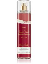 SABRINA CARPENTER Kūno dulksna SWEET TOOTH CHERRY BABY moterims, 236 ml