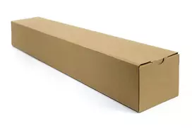 Rudoje dėžutėje yra kopijavimo aparatų toneriai, kurių matmenys yra 565x90x80 mm (ilgis / plotis / aukštis)