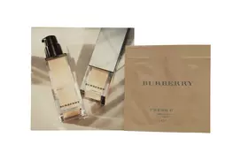 Burberry, Fresh Glow, Light Coverage, Liquid Foundation, 01, Nude Radiance, 1.5 ml *Sample