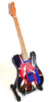 „Rolling Stones“ mini dekoratyvinė gitara Keith Richards fanui, 27,5 cm, su stovu