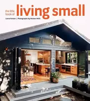 KNYGA Laura Fenton Little Book of Living Small
