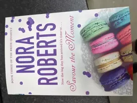 KNYGA Nora Roberts Savour The Moment
