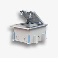 „Emiter Box“ grindų dėžutė 6M IP66 - grindų dėžutė lizdams montuoti standartinės 22,5x45 mm (45x45 mm), pakreipiama
