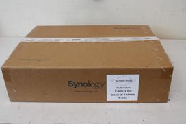 Synology RS422+ | Up to 4 HDD/SSD Hot-Swap | AMD Ryzen | Ryzen R1600 | Processor frequency 2.6 GHz | 2GB | DDR4 | UNPACKED, SCRATCHED ON TOP