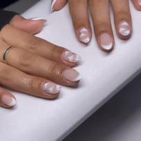 Short Stiletto Press-On Nails Minimalist Cloud Design French Tip Fake Women Gel Adhesive Type