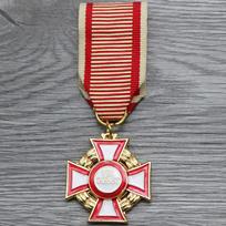 Austro Hungarian Cross of Merit, Emperor's Medal, Foreign Commemorative Medal, Pendants, Accessories, Film and Television Props auksas
