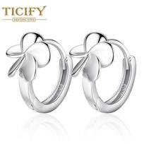 Leaf Ear Buckle Penta Flower Earrings balta