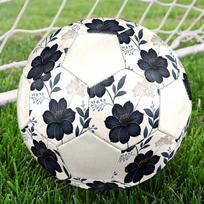 1PC Elegant Floral Soccer Ball Size 5 Football Machine Sewn Indoor/Outdoor Universal Football W23 Size 5
