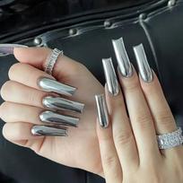 Cyberpunk Chrome Metallic Press-On Nails Women 24pcs Futuristic Mirror Finish Fake Adhesive Type