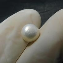 Natūralus baltas perlas, laisvas brangakmenis 2,45 ct Mabe Pietų Ramiojo vandenyno jūra, apvaliai pjautas papuošalų dizainui 7.7 mm approx balta