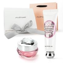 Dovana JILL STUART lūpų kaukė rankų kremas Puikiai tinka rankoms ir lūpoms. Šis kosmetikos rinkinys puikiai tinka bet kam. Puiki dovana visiems, ieškantiems baltos spalvos.