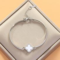 Copper Dimple Four-Leaf Clover Bracelet - Women's Simple Fashion, Korean Style, Southeast Asian Night Market.