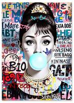 Paveikslas ant drobės Audrey Hepburn su balionu 50x70 cm