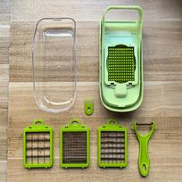 1PC Green 17 in 1 Multifunctional Vegetable Chopper Food Grater Slicer Dicer Kitchen Tool with Ergonomic Handle for Fast Cooking