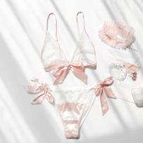 Japonijos apatinio trikotažo komplektas moterims Liemenėlė Kelnaitės Apatinio trikotažo kostiumas Su vielute be Satino liemenėlė Šortų komplektas Lingerie Moteriška liemenėlė Liemenėlė ir kelnaičių komplektas 75ABC rožinė