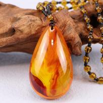 Natural Amber Necklace Beeswax Bead Necklace Honey Brazilian Amber Necklace Endant Handmade Ethnic Style Pendant Ornament A1