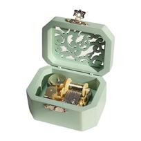 Key Operated Mini Music Box Wind Up Mechanism Musical Case Hollowout Wooden Carving Ornament Birthday Anniversary Gift šviesiai žalios spalvos