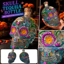 Stiklinė kaukolės formos alkoholio butelis, 350 ml talpos, dekoratyvinis reljefinis dizainas, skirtas laikyti ir eksponuoti spiritinius gėrimus, viskį, degtinę, tekilą One Size juoda