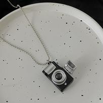 Retro Hip-Hop Disco Necklace: Small Camera Sweater Charm for Women - Trendy, All-Match, Unique Personality Accessory