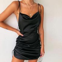 Vasaros Seksuali Atvira Nugara Satino Suknelė Minkšta Mini V formos Iškirptė Priglundanti Ant Petnešėlių Laisva Plona Šilkinė Bintinė Ilgis Reguliuojamas Midi Suknelė XL juoda