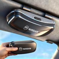 ANY2  for Nissan X-trail Qashqai Versa Juke Leaf ABS Visor Glasses Case Clip Carbon Fiber Texture Car Sun Visor Glasses Box Storage