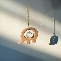 Wooden Sunlight Catcher Wind Chime Glass Animal Sunlight Reflected Rainbow Maker Creative Decorative Hanging Sun Catcher