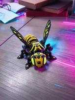 Cyberpunk Mechanical Bee Car Ornament, Articulated Joints Removable Wings, Cool Tech-Style Auto Interior Decor