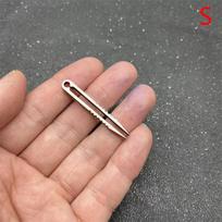 Titano TC4 Klipsas Pincetas Paėmimo Fiksavimo EDC Daugiafunkcis Įrankis Profesionali Lauko Priemonė Stovyklavimo Reikmenys 4.5*0.5cm sidabras