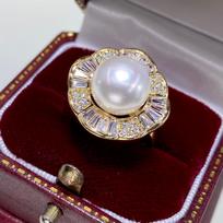 Light Luxury Natural Freshwater Aurora Pearl Women's Ring with Round Beads 18K Gold Envelope, Minimalist and Retro Design, Full of Diamonds adjustable opening white