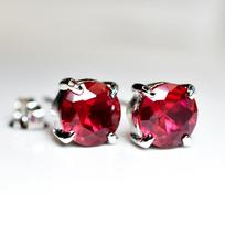 Natūralus Mozambiko raudonasis rubinas 16,10 ct SERTIFIKUotas apvalaus pjūvio auskarų pora Nemokama dovana 17.3  mm approx raudona