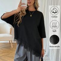 Moteriški balti oversized marškinėliai su nėriniu apvadu, asimetrišku kraštu S juoda