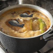 Laimingas geležinis žuvis maisto gaminimo įrankis Efektyvus ir saugus maisto gaminimo įrankis Taikomas įvairiems maisto gaminimo scenarijams China Mainland brown