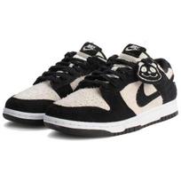 Nike Dunk Low SE Panda-Monium Pack EU 42.5 juoda