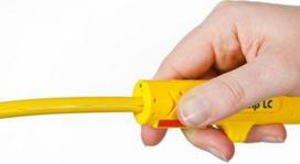 Fibre Strip LC  stripping tool to slite open the outer sheath of distribution cables with 8.2 mm diameter by length cut 30800 | 4011391308008