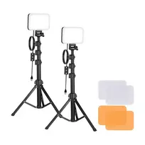 Neewer BP66 studijų rinkinys su dviem LED lempomis + filtrais + universaliais stovais